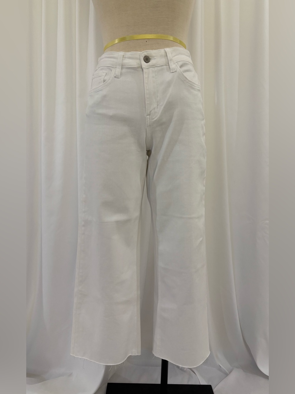 Vervet Relaxed Wide-Leg White Jeans